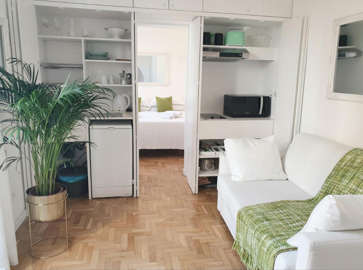 Erida 2 Apartment Spanish Steps Рим Екстер'єр фото